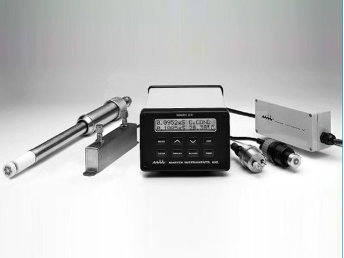 单通道在线纯水多参数分析仪Mark-18